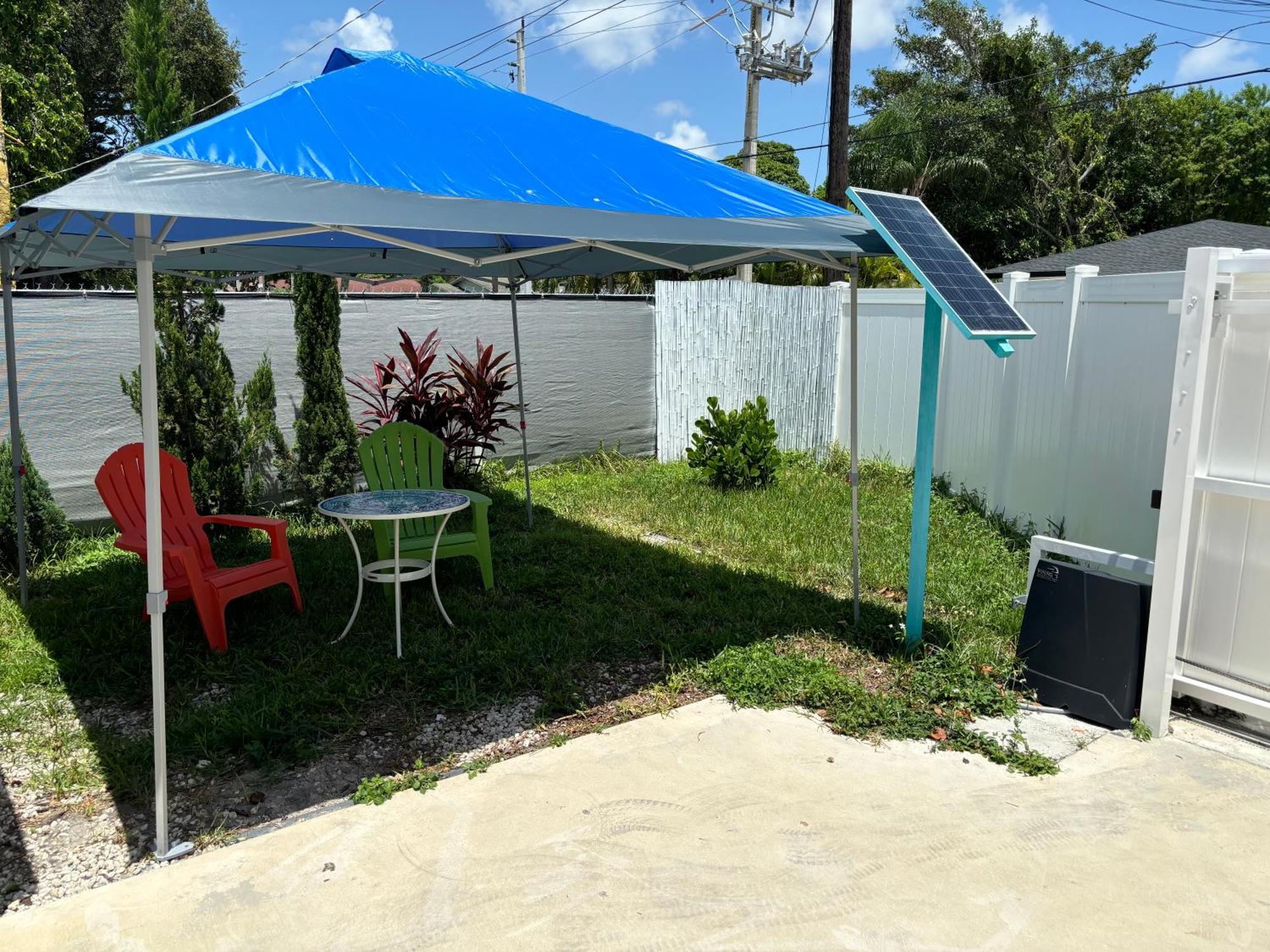 Mini House Oasis Hotel Miami Springs Buitenkant foto